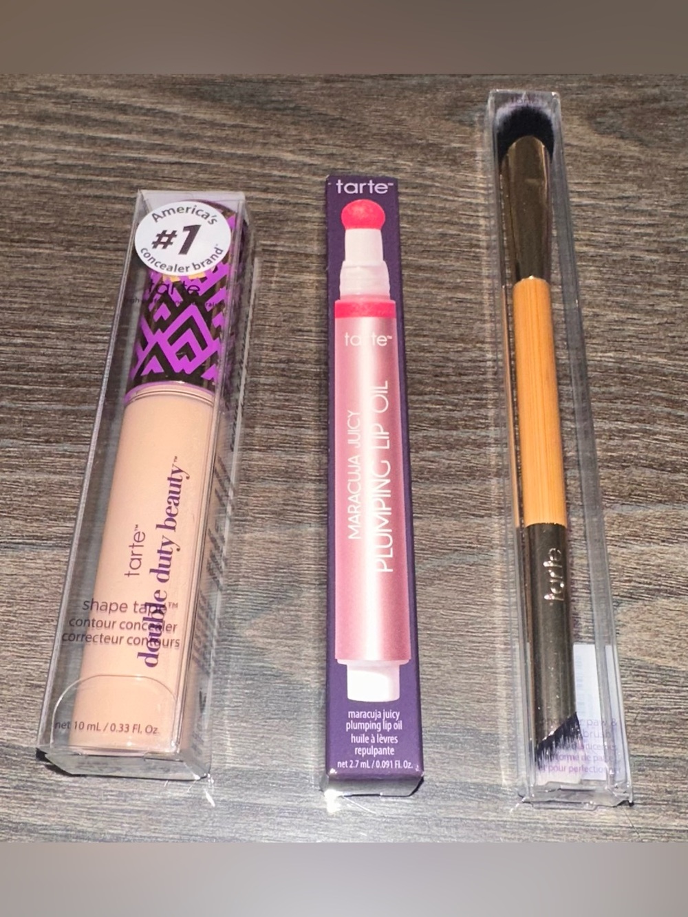 Tarte Shape Tape Concealer Color 22N Light Neutral light skin with a balance of - Picture 3 of 16